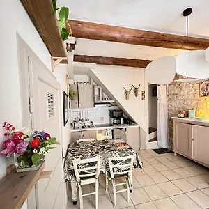 A St Remy Petite Maison Au Coeur Du Village Holiday home Saint-Remy-de-Provence