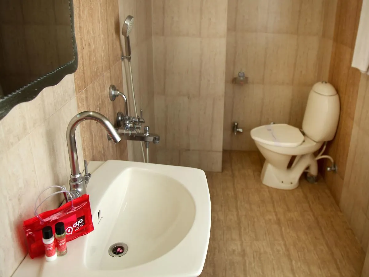 Oyo 2054 New Hotel Broadway Varanasi 3*,