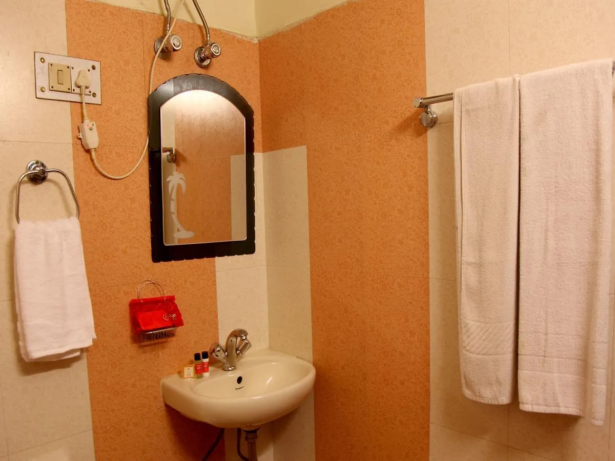 Oyo 2054 New Hotel Broadway Varanasi