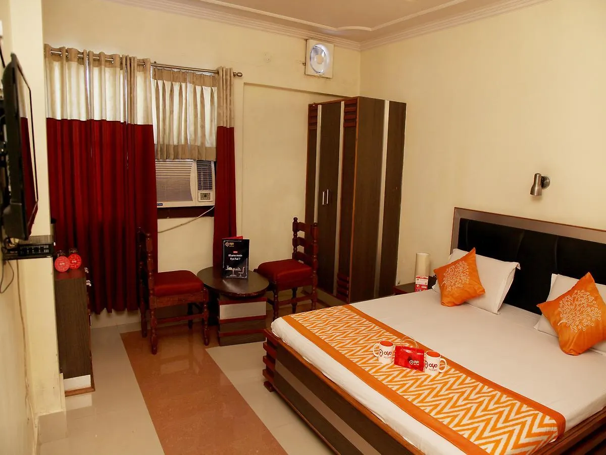 Oyo 2054 New Hotel Broadway Varanasi