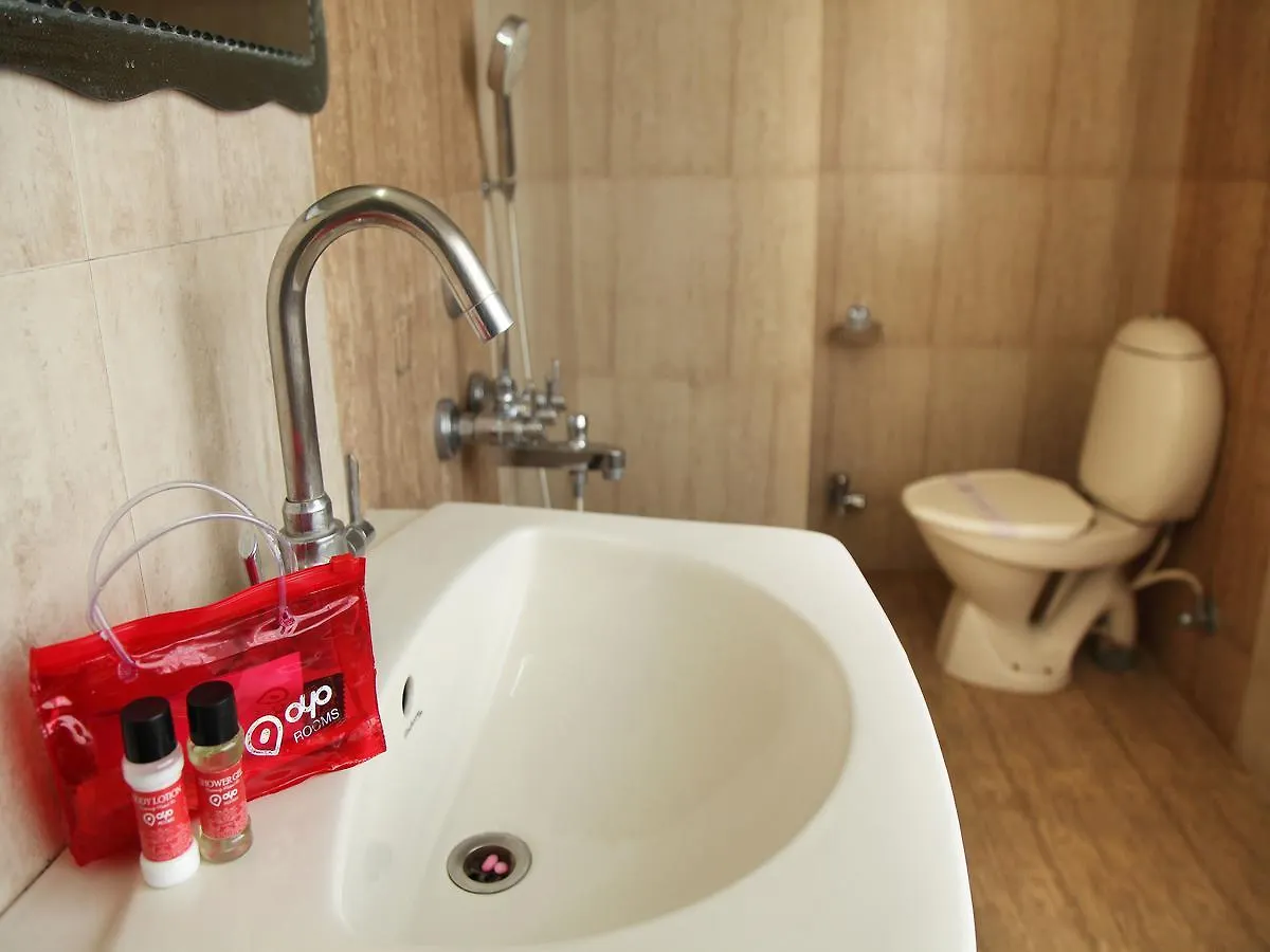 Oyo 2054 New Hotel Broadway Varanasi