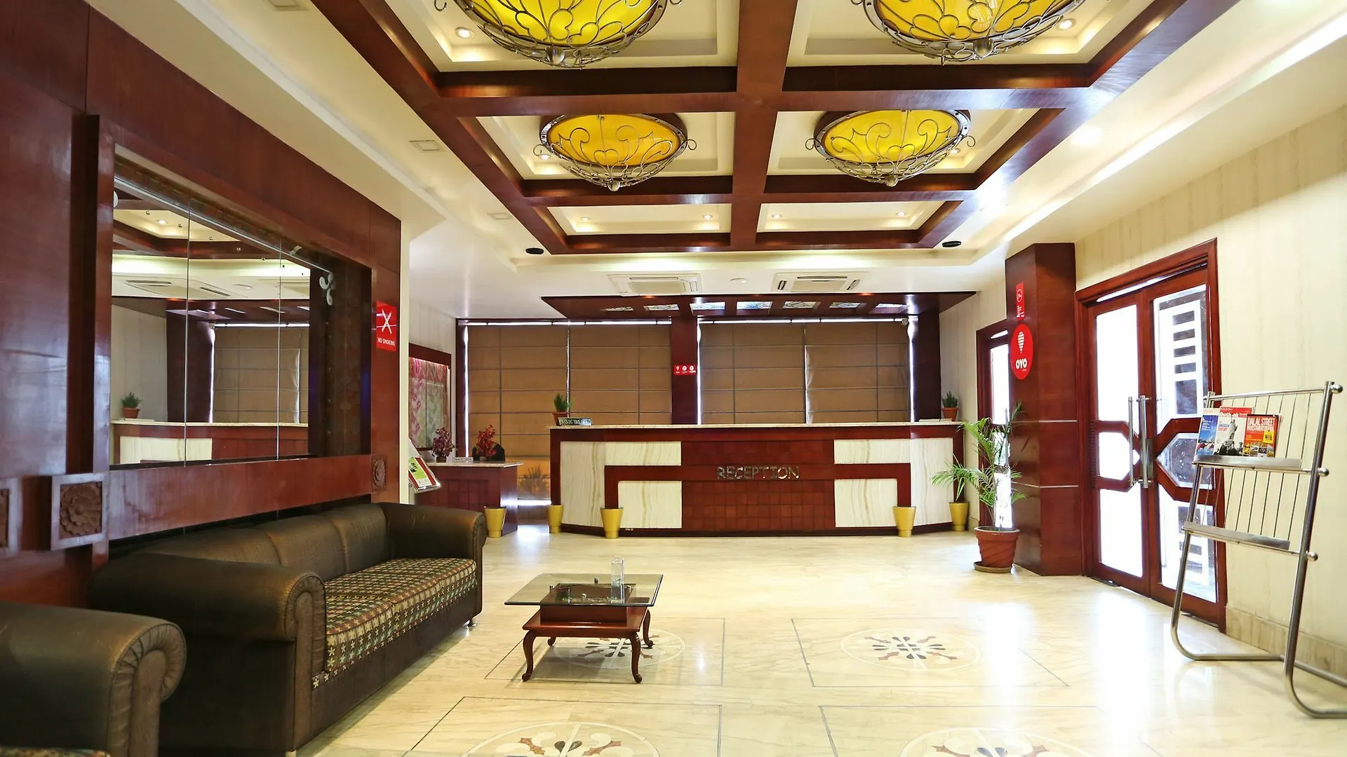 Oyo 2054 New Hotel Broadway Varanasi